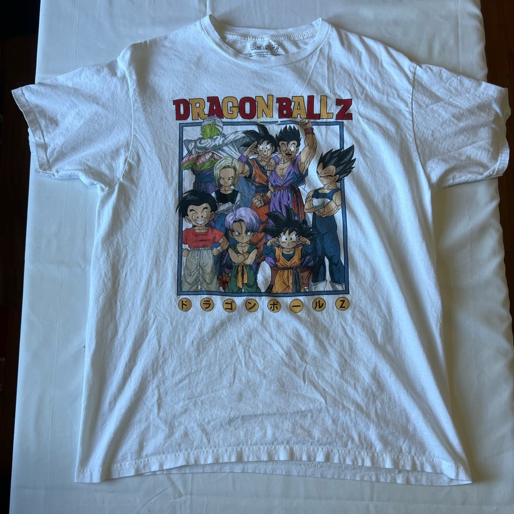 Dragon Ball Z T-shirt Large